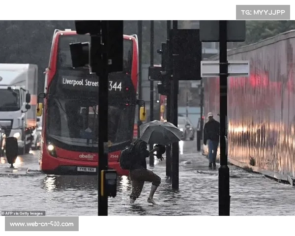 暴雨补偿机制引发争议 多队联名呼吁修订积分规则以保障公平性